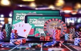 luckiest live casino dealer streaming baccarat table for Philippines players